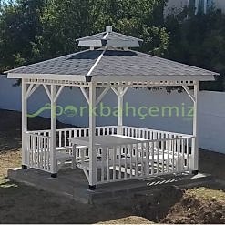 Beyaz Ahşap Kamelya